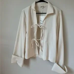 Z*様 Djerf Avenue トップス Djerf Avenue | Tops | Djerf Avenue Occasion Top Cream | Poshmark